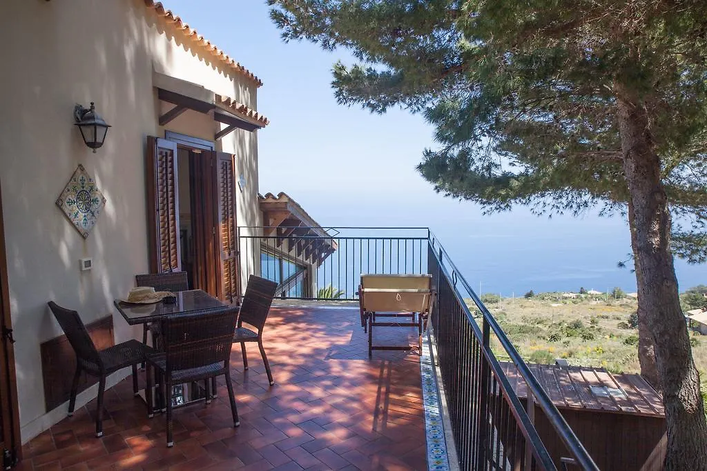 Villa Costa Sauci